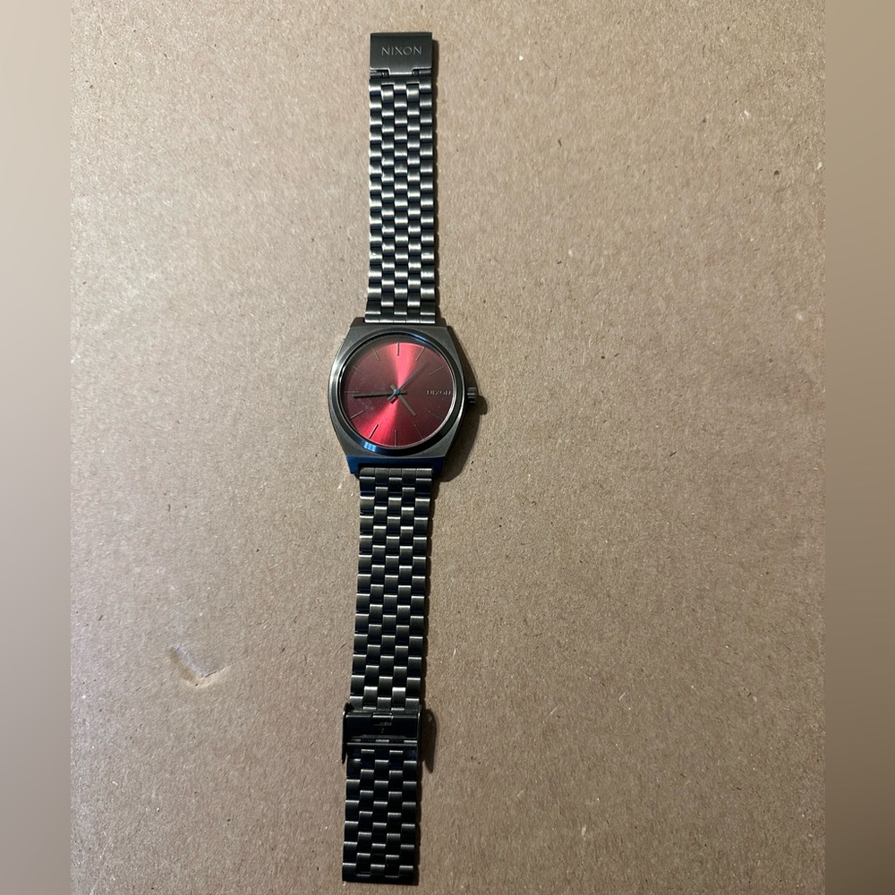 NIXON Men’s Watch